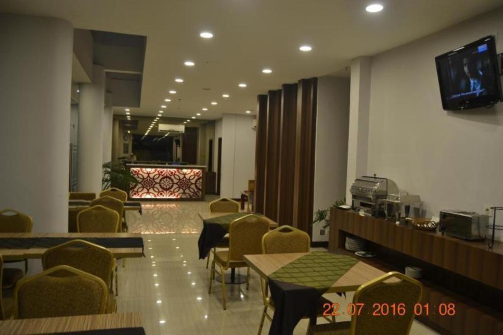 J Hotel Medan Exterior foto