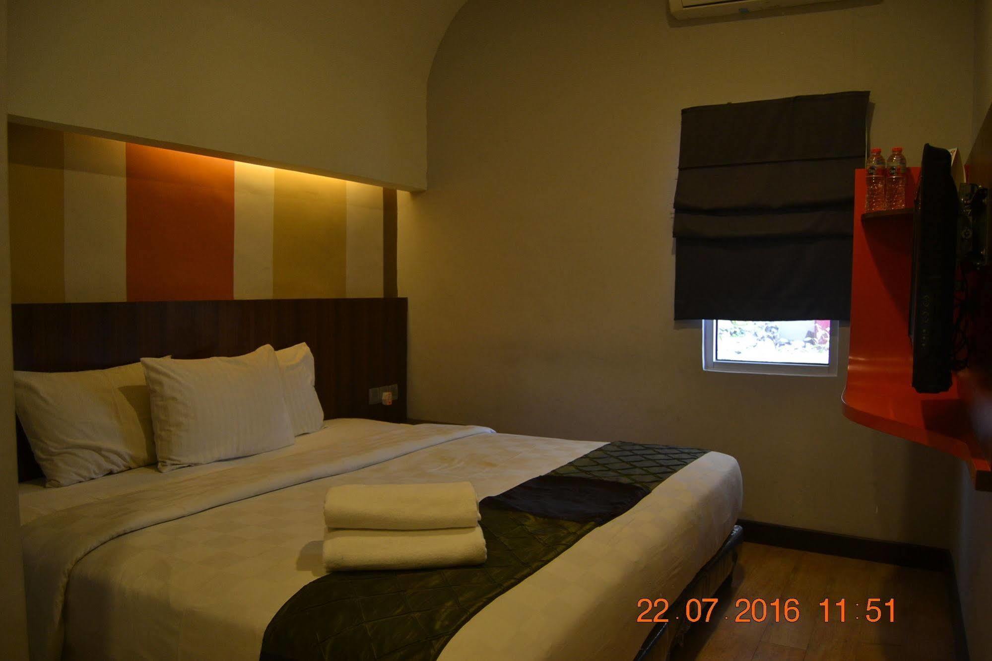 J Hotel Medan Exterior foto