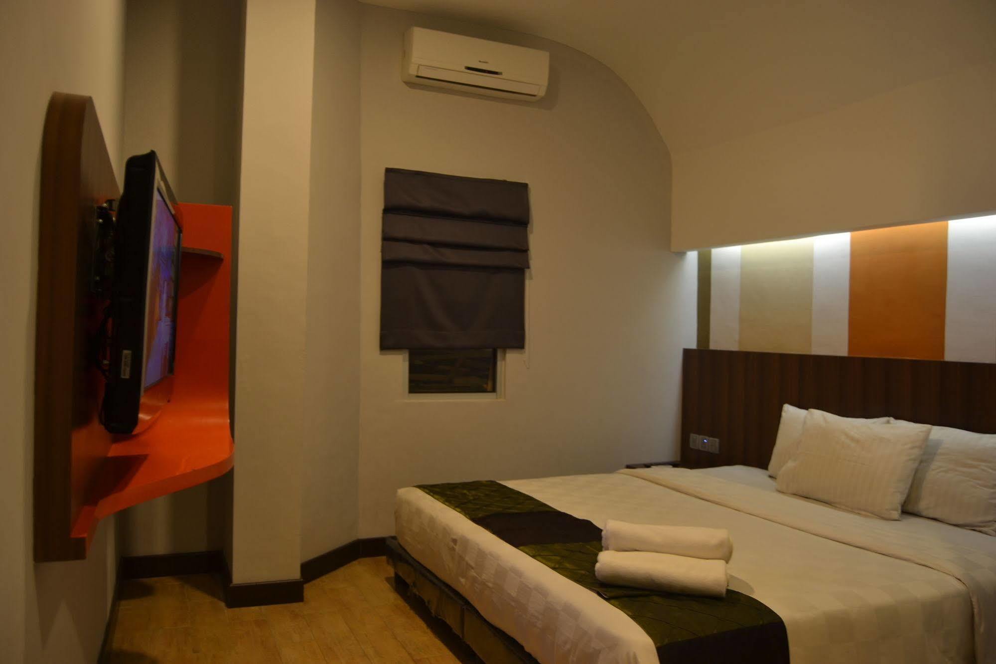 J Hotel Medan Exterior foto